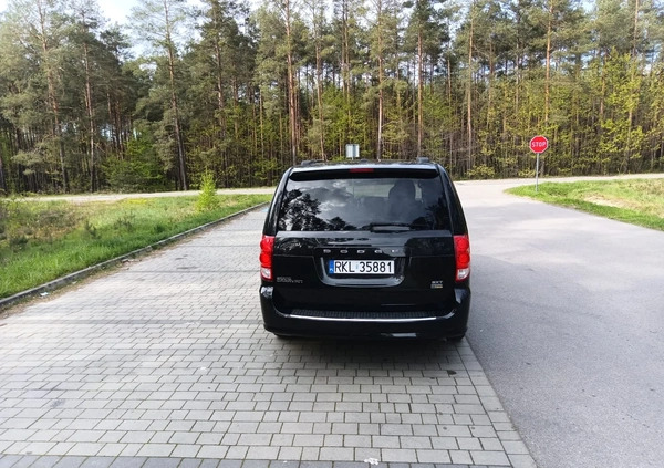 Dodge Grand Caravan cena 64500 przebieg: 188000, rok produkcji 2018 z Biała małe 154